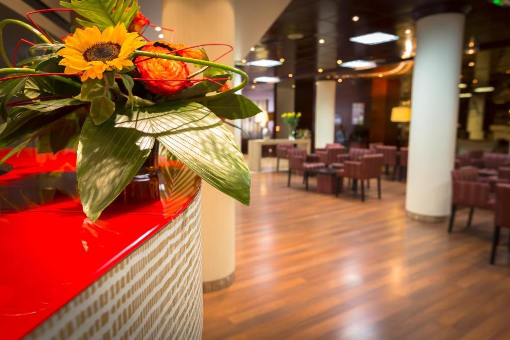 Hotel America Лурд Экстерьер фото